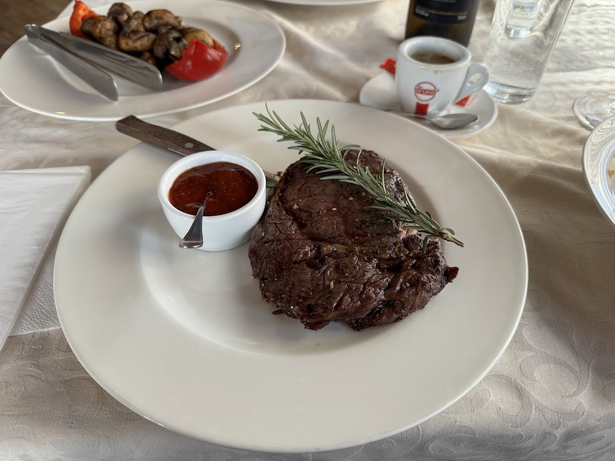Автограф — Restaurant